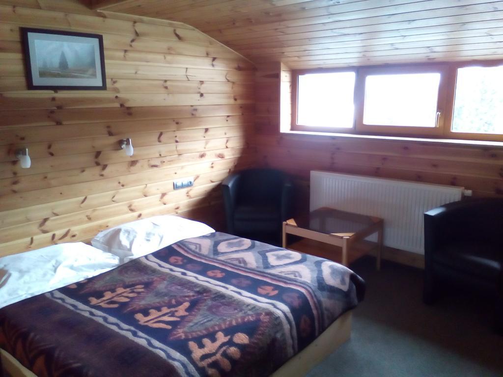 מודרבה Ea Horsky Hotel Hajenka מראה חיצוני תמונה