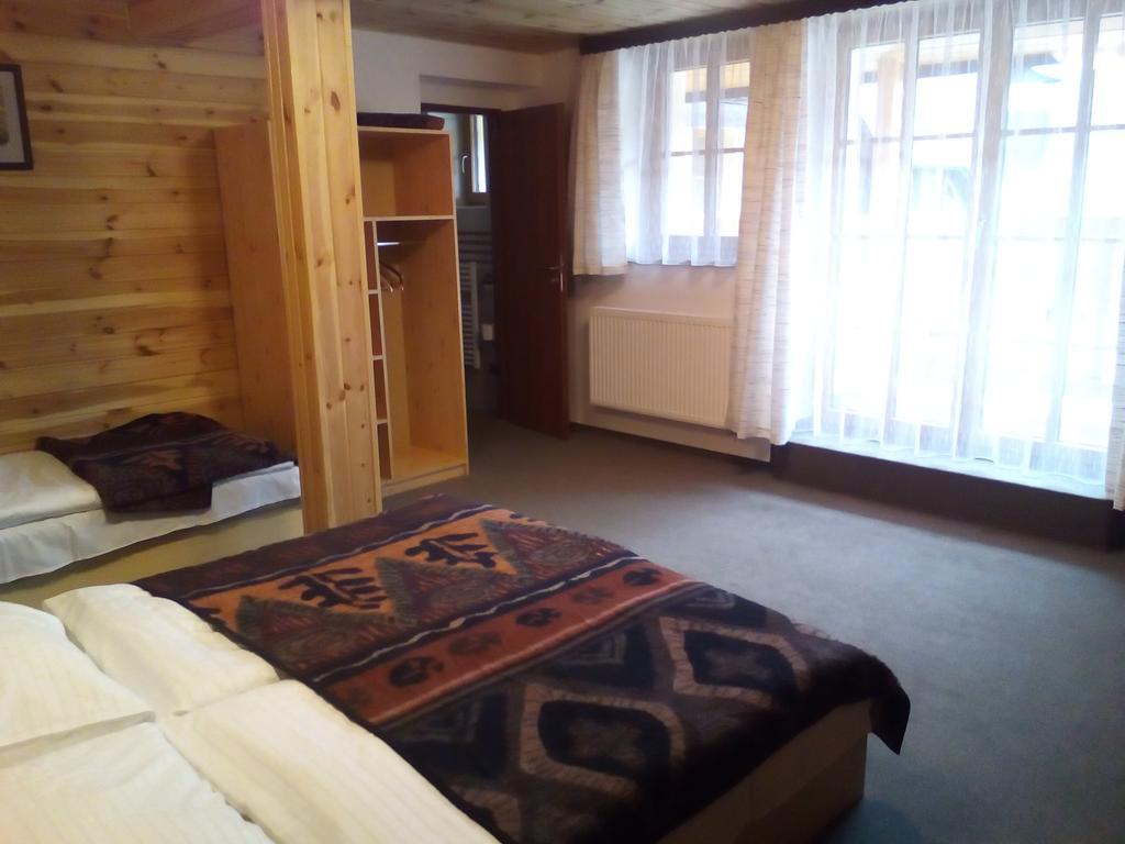 מודרבה Ea Horsky Hotel Hajenka מראה חיצוני תמונה