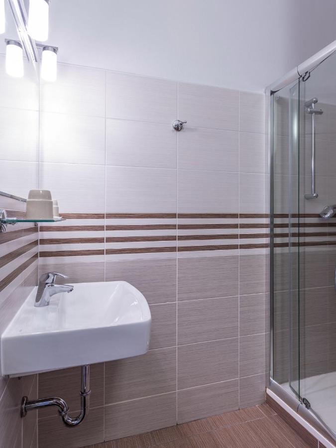 מודרבה Ea Horsky Hotel Hajenka מראה חיצוני תמונה